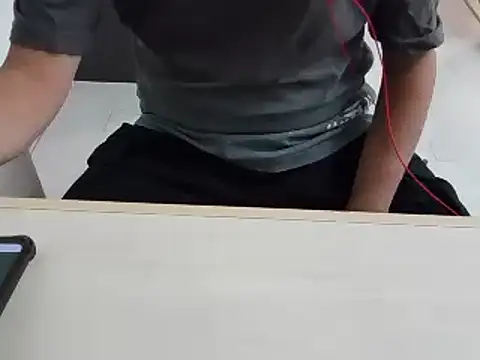 XiaoGuoGuo284512 online show from January 1, 2025, 8:02 am