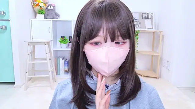 328 mitsuha online show from November 28, 2025, 12:30 pm