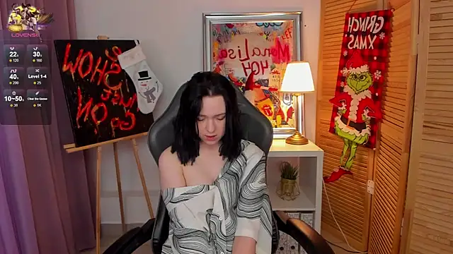 fiamoory online show from December 14, 2024, 7:29 am