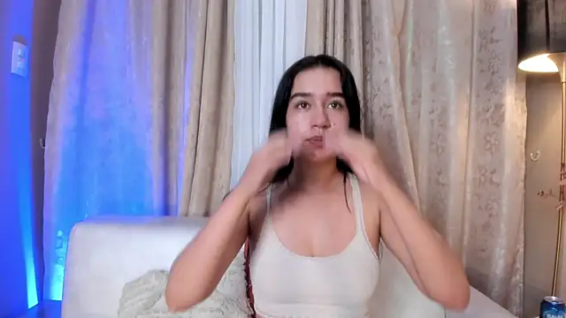 LaraGoldd online show from October 23, 2025, 12:43 am