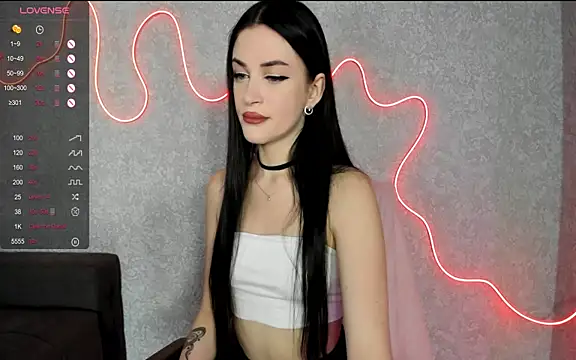 Snapshot of Molly_Crystall chatting on October 10, 2025, 5:17 am Molly Crystall online show from October 10, 2025, 5:17 am