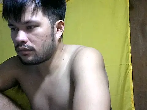Snapshot of HairyHottestpinoyHandsome chatting on June 20, 2026, 8:17 am HairyHottestpinoyHandsome online show from June 20, 2026, 8:17 am
