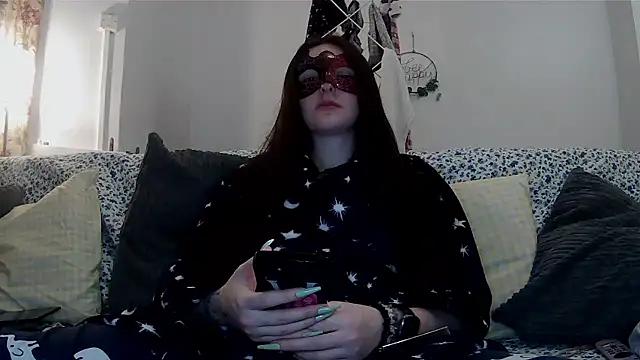 LexiSnowUK online show from January 13, 2026, 9:47 am