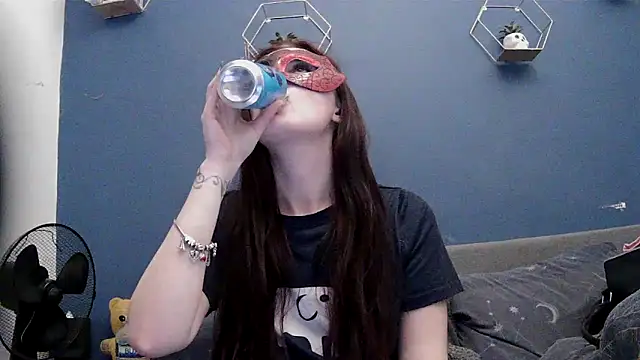 LexiSnowUK online show from March 31, 2026, 8:53 pm