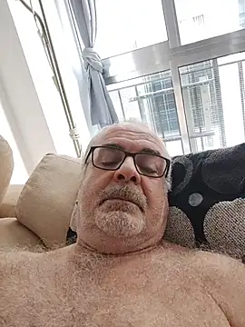 Snapshot of Satiro_Sevilla chatting on October 21, 2025, 4:51 pm Satiro Sevilla online show from October 21, 2025, 4:51 pm