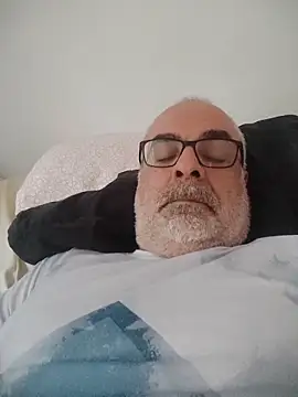 Snapshot of Satiro_Sevilla chatting on November 16, 2025, 4:56 pm Satiro Sevilla online show from November 16, 2025, 4:56 pm