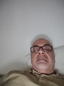 Satiro Sevilla online show from February 15, 2026, 11:23 pm