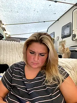 mimiprincessxoox online show from October 7, 2025, 10:01 am