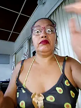 anniecoopeer online show from February 4, 2025, 6:38 pm