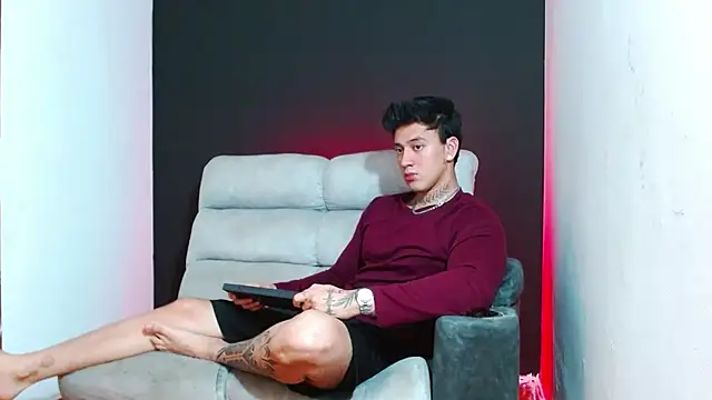 Snapshot of JUSTIN_FULLER1 chatting on February 9, 2026, 10:47 pm JUSTIN FULLER1 online show from February 9, 2026, 10:47 pm