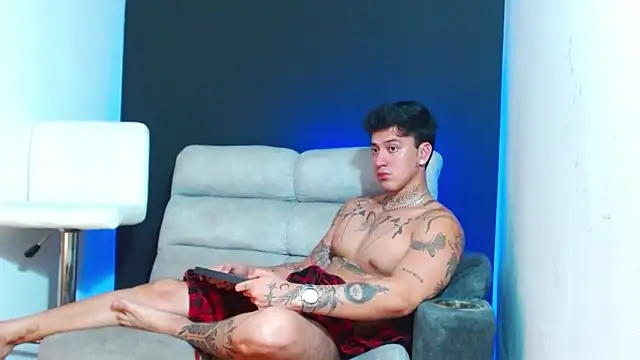 JUSTIN FULLER1 online show from March 11, 2026, 6:52 am