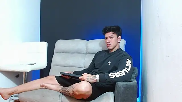 JUSTIN FULLER1 online show from March 15, 2026, 10:16 pm