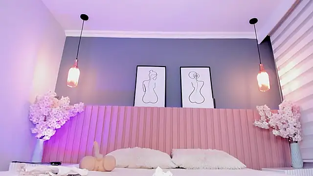 babee sophie online show from October 29, 2025, 3:20 am