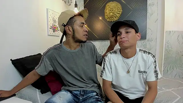 Snapshot of JordanAndAndrew chatting on March 9, 2025, 7:48 pm JordanAndAndrew online show from March 9, 2025, 7:48 pm