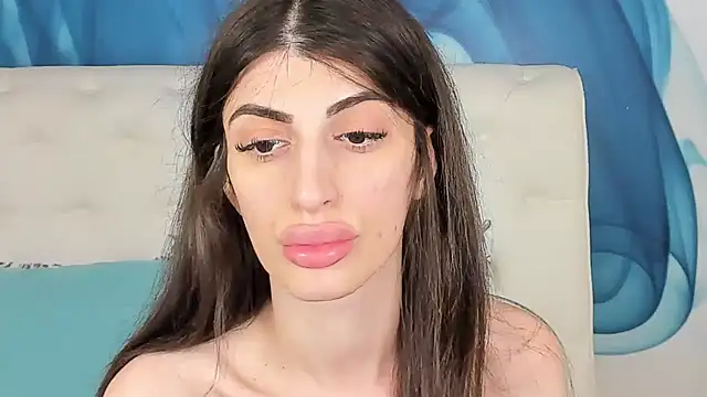 SkinnyDolly online show from December 19, 2025, 8:32 am