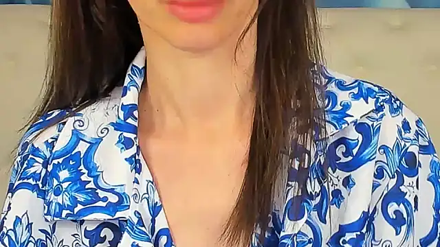 SkinnyDolly online show from May 13, 2026, 2:09 am