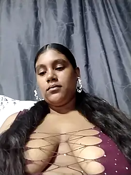 Lilmisskay18 online show from April 8, 2026, 1:11 pm