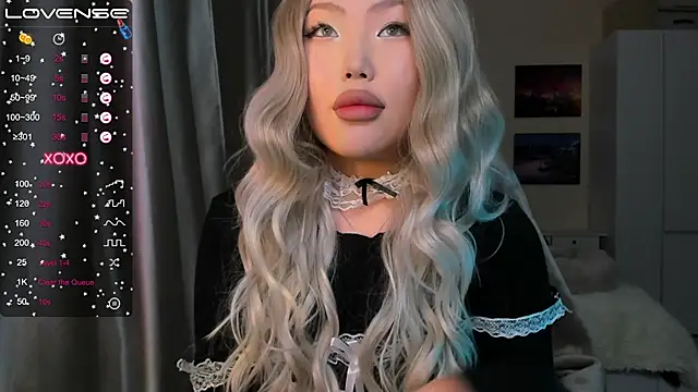 Snapshot of uko_sa chatting on December 21, 2024, 1:42 pm uko sa online show from December 21, 2024, 1:42 pm