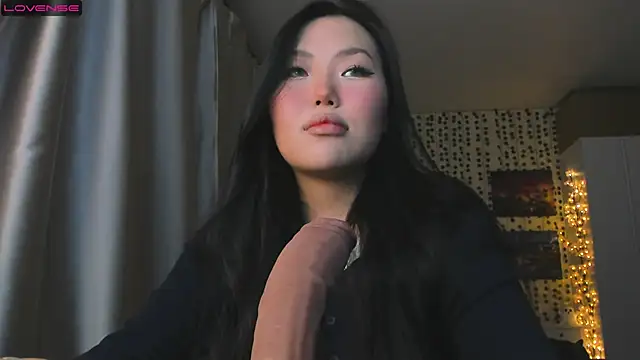 uko sa online show from December 22, 2025, 4:26 pm