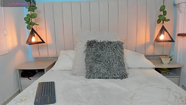 Snapshot of JulianaWaldo chatting on February 16, 2025, 1:49 pm JulianaWaldo online show from February 16, 2025, 1:49 pm