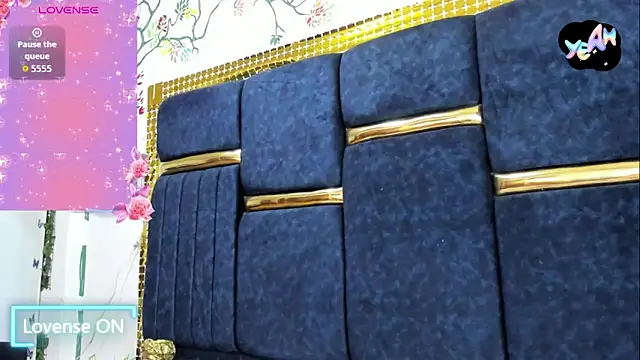 skaysanchez1 online show from November 3, 2025, 7:59 pm