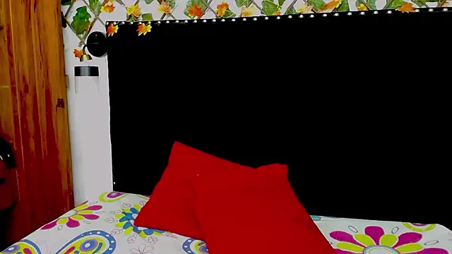 skaysanchez1 online show from January 11, 2026, 1:16 pm