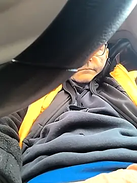 bogland33 online show from November 19, 2025, 11:43 am