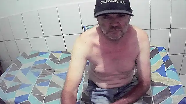 pierdona online show from November 7, 2025, 8:09 pm