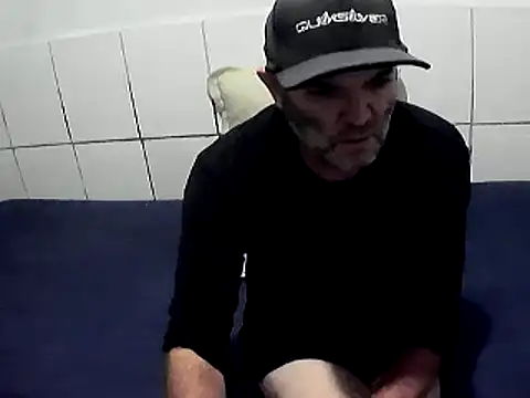 pierdona online show from February 25, 2026, 7:23 pm