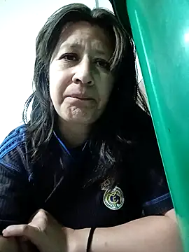 carolina linarez69 online show from May 15, 2026, 10:50 pm