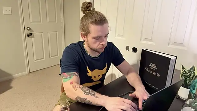 Snapshot of DaddydayDrinkzz chatting on March 1, 2025, 6:35 am DaddydayDrinkzz online show from March 1, 2025, 6:35 am