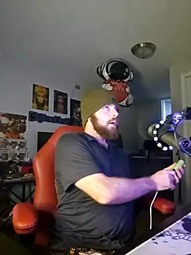 SirYummy18 online show from February 17, 2025, 3:09 pm