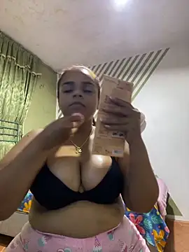 Evabigass online show from September 19, 2025, 8:20 pm