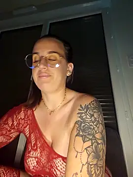 Snapshot of lindsay_33off chatting on October 12, 2025, 9:47 pm lindsay 33off online show from October 12, 2025, 9:47 pm