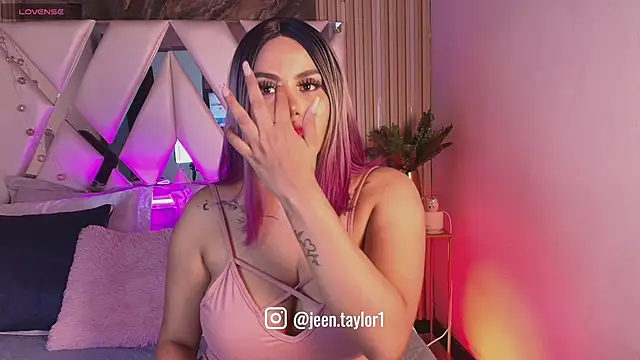 Jeen Taylor online show from October 19, 2025, 1:45 pm