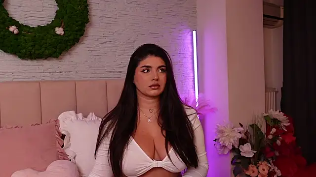 RachelSwaan online show from September 23, 2025, 4:59 am