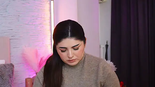 RachelSwaan online show from February 19, 2026, 7:37 am