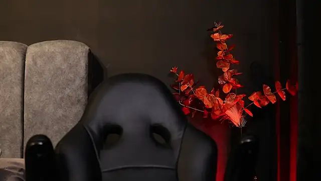 Snapshot of CallumMuscle chatting on November 14, 2025, 12:42 am CallumMuscle online show from November 14, 2025, 12:42 am