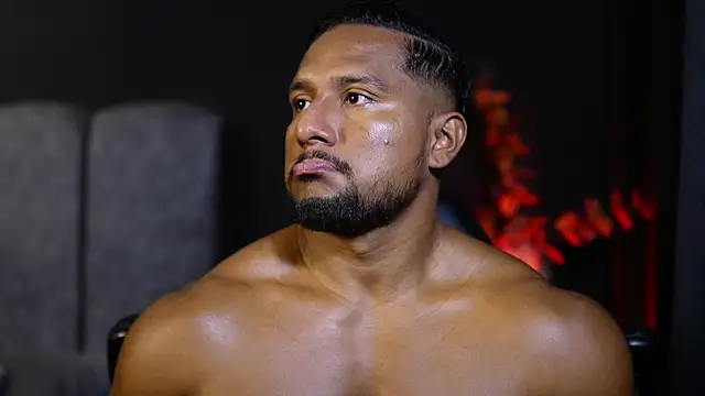 Snapshot of CallumMuscle chatting on November 17, 2025, 10:54 am CallumMuscle online show from November 17, 2025, 10:54 am