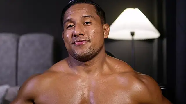 Snapshot of CallumMuscle chatting on November 28, 2025, 6:43 pm CallumMuscle online show from November 28, 2025, 6:43 pm