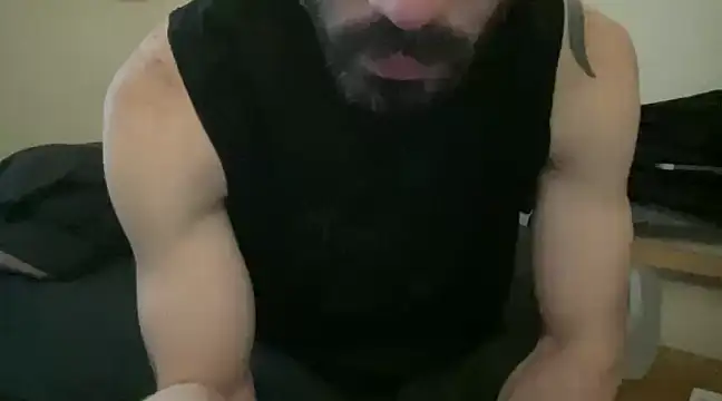 Snapshot of alphajoshkosh chatting on March 6, 2025, 1:35 pm alphajoshkosh online show from March 6, 2025, 1:35 pm