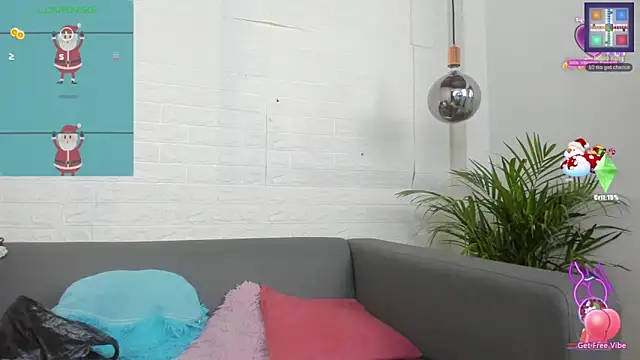 Snapshot of Layla_707 chatting on December 30, 2024, 1:58 am Layla 707 online show from December 30, 2024, 1:58 am