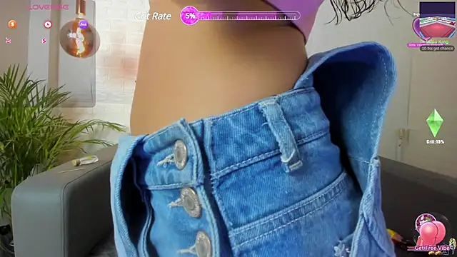 Snapshot of Layla_707 chatting on January 16, 2025, 10:23 pm Layla 707 online show from January 16, 2025, 10:23 pm