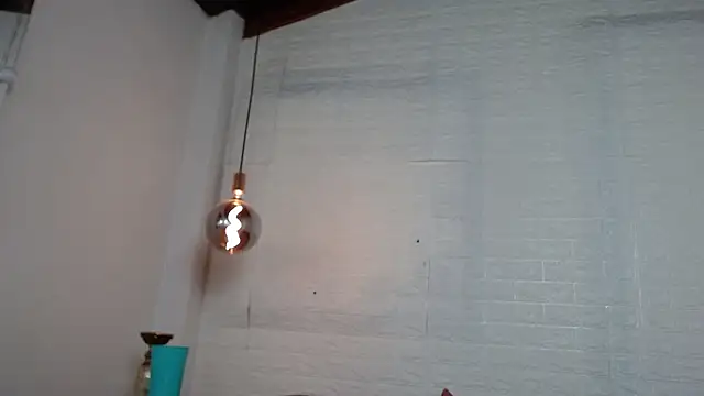 Snapshot of Layla_707 chatting on February 8, 2025, 4:47 am Layla 707 online show from February 8, 2025, 4:47 am