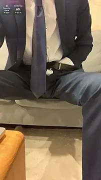 kimkim123123 online show from November 21, 2025, 2:27 pm