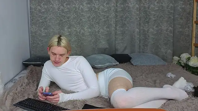 Ron Vils online show from November 8, 2025, 7:34 pm