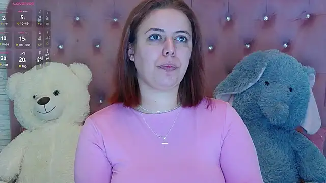 SophiaStarr online show from November 13, 2025, 8:41 pm