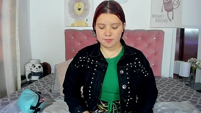 Snapshot of CelessteRedds chatting on January 23, 2025, 11:26 am CelessteRedds online show from January 23, 2025, 11:26 am
