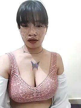 Snapshot of Cool__girl chatting on January 11, 2025, 9:04 pm Cool girl online show from January 11, 2025, 9:04 pm