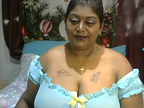 Snapshot of indiansuga chatting on December 13, 2024, 5:32 pm indiansuga online show from December 13, 2024, 5:32 pm